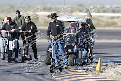 media/Jan-15-2026-Racers Edge (Thu) [[dfebeb70ab]]/1-Around the Pits-Track Walk/